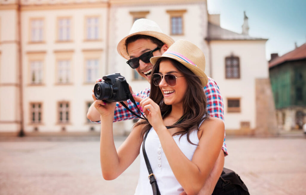 couple-travel-copy-1024x652 Home